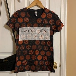 Twenty One Pilots band tee